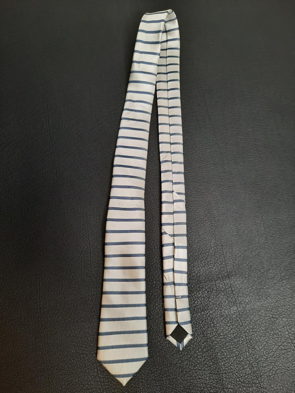 Cravate grise ligné bleu - photo 6