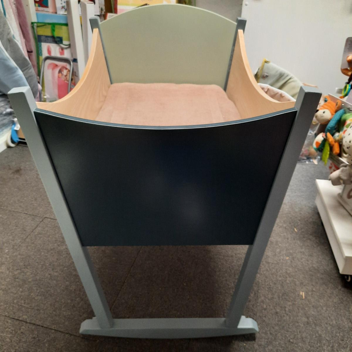 Berceau avec matelas + porte manteau - photo 8