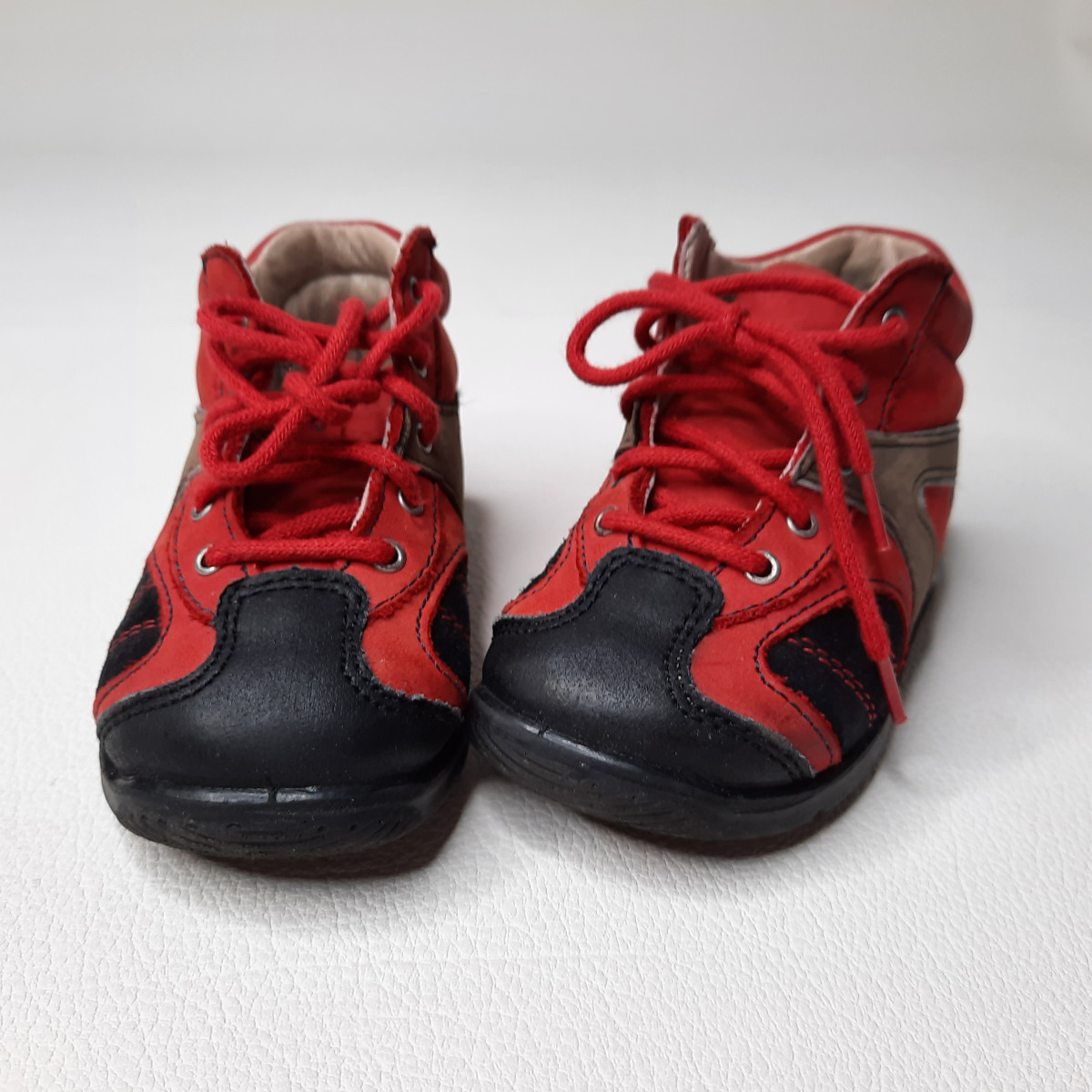 Chaussure rouge et noire P19 - Boutique Toup'tibou - photo 6