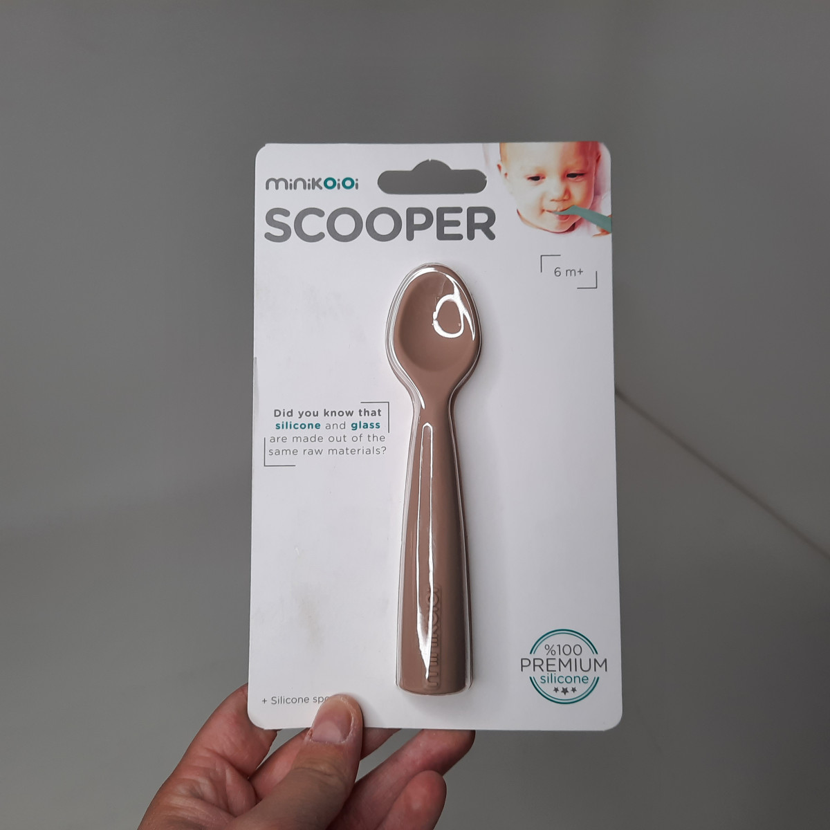 P'tit Woody - Cuillère bébé en silicone - Taupe