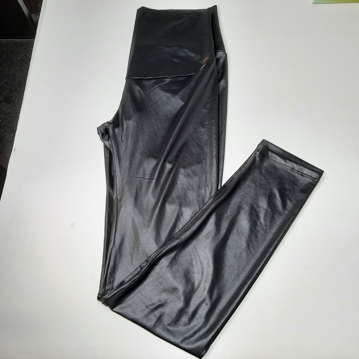 Legging noir brillant Taille S - Boutique Toup'tibou - photo 6