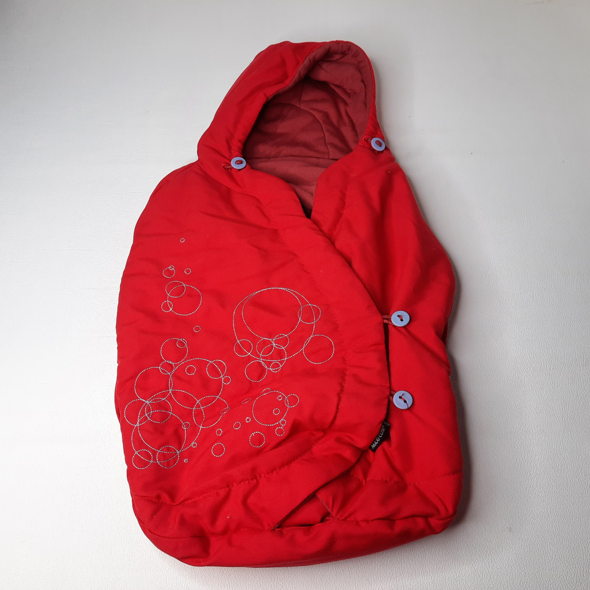 Chancelière rouge pour maxi cosy - Boutique Toup'tibou - photo 6
