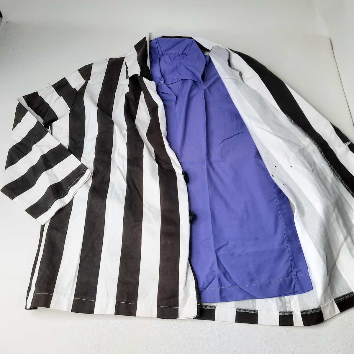 Costume -Beetle Juice Taille 15 ans - Boutique Toup'tibou - photo 7