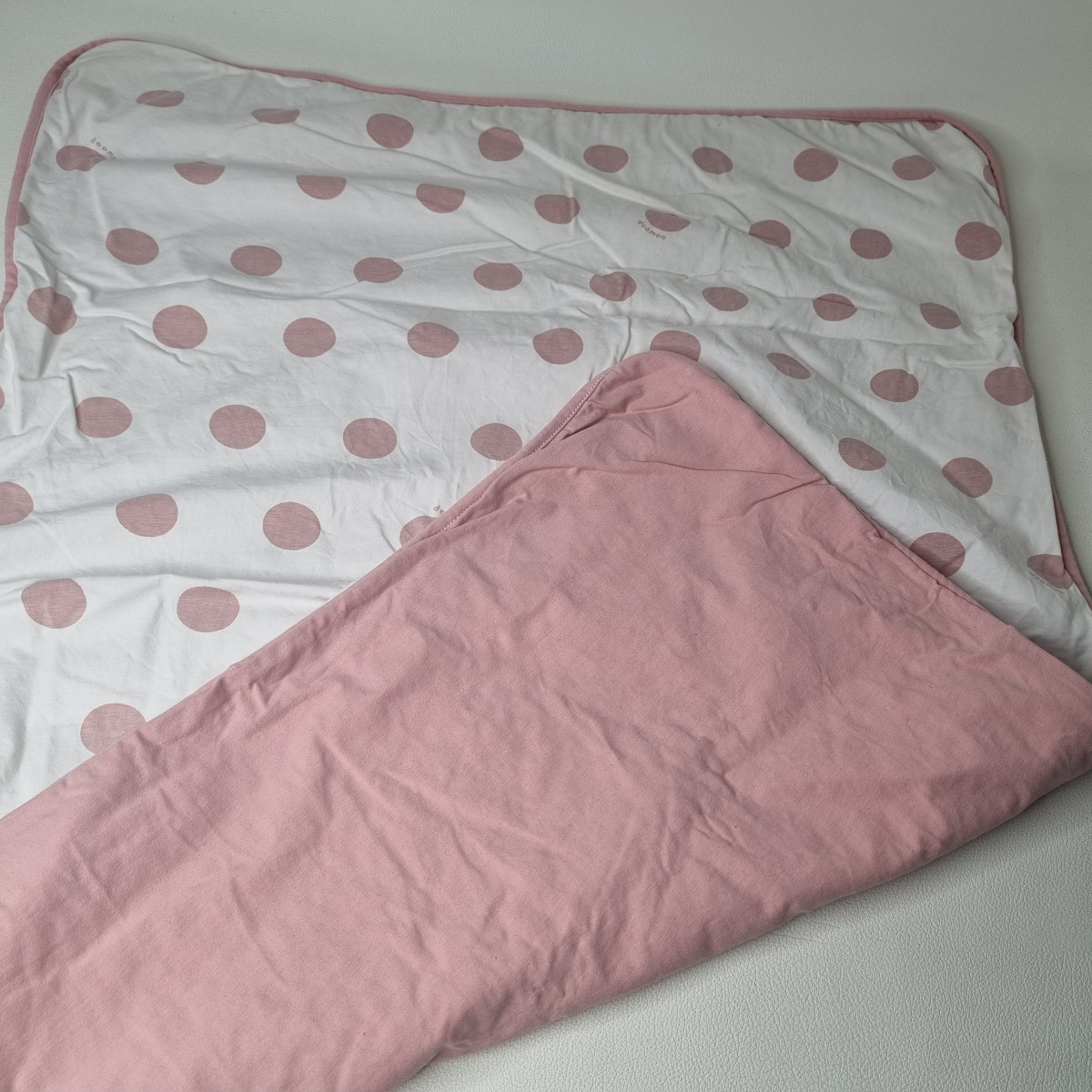 Petite couverture blanche à pois rose - Boutique Toup'tibou - photo 6