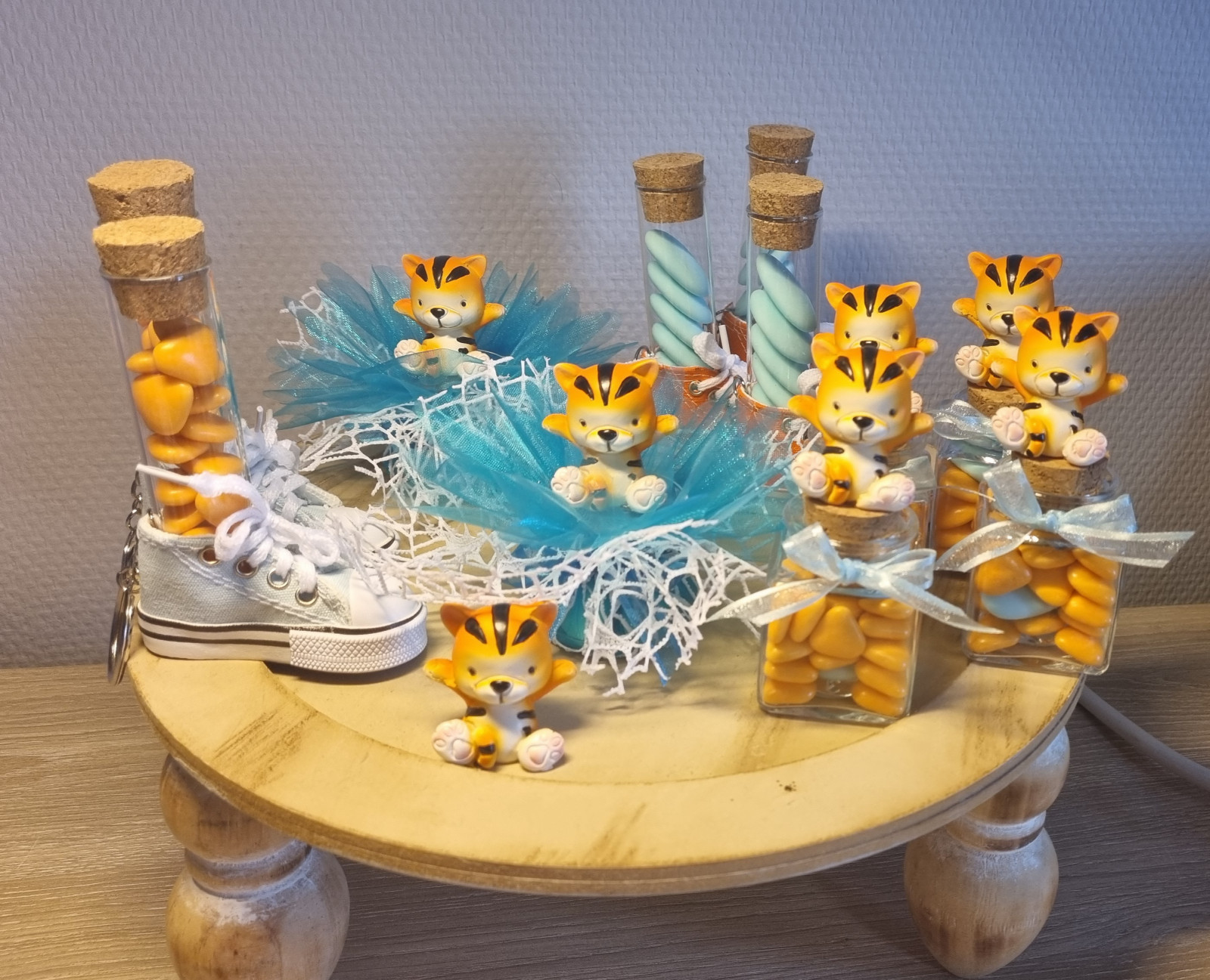 Petit pot en verre avec tigre - photo 9