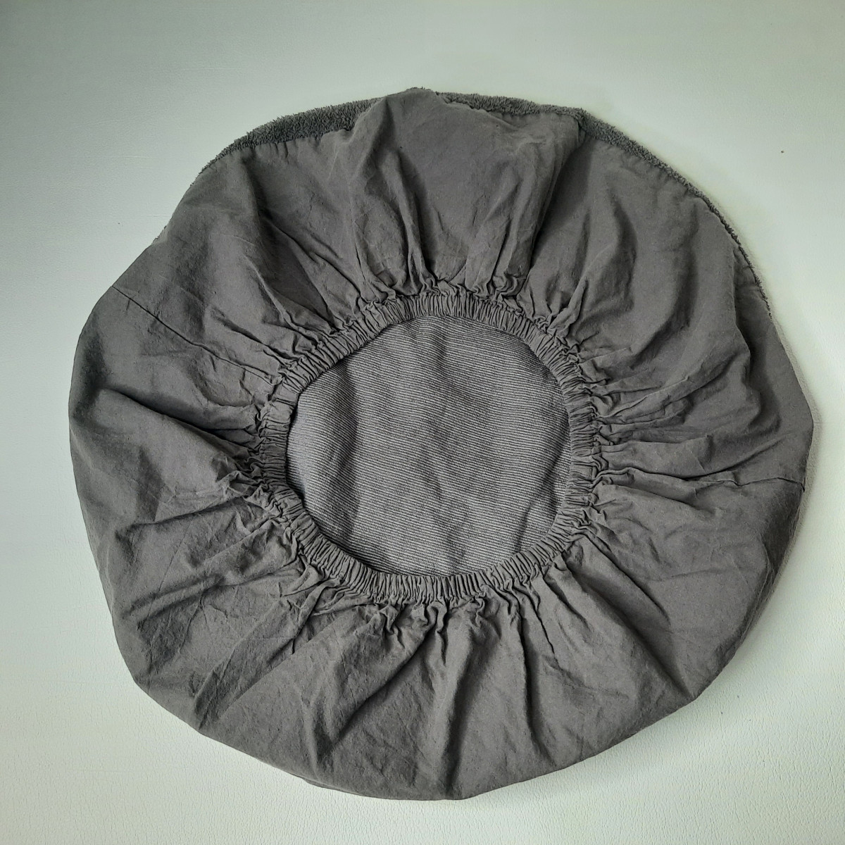 Housse anthracite pour transformer coussin allaitement en pouf - photo 7