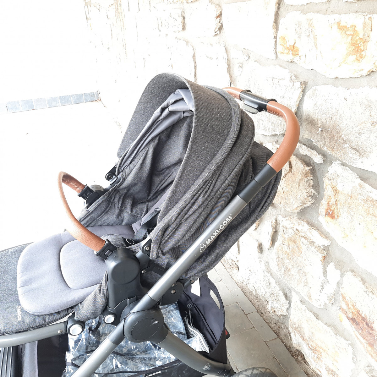 Poussette 3 en 1 Maxi cosy anthracite + base isofix - photo 9