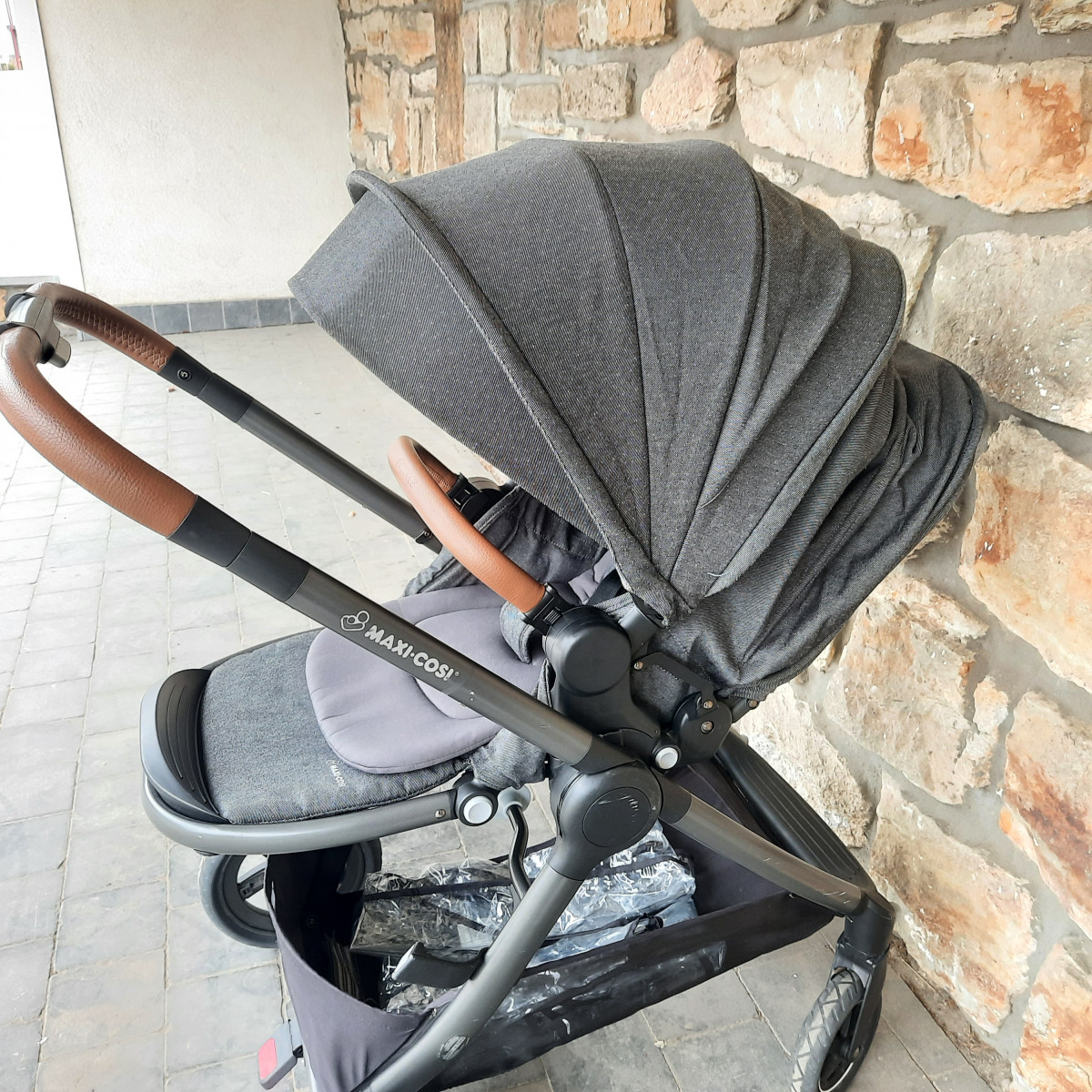 Poussette 3 en 1 Maxi cosy anthracite + base isofix - photo 13