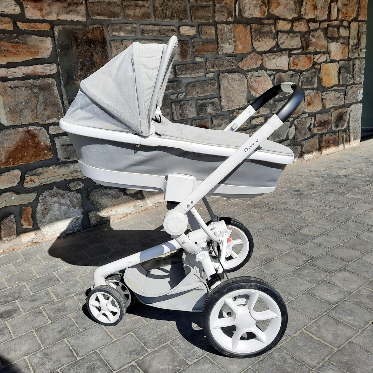 Poussette Quinny Mood grise 3 en 1 + base isofix 2017 - photo 7