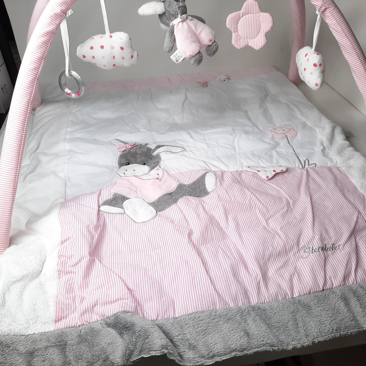 Tapis d eveil ton de rose et blanc - photo 6