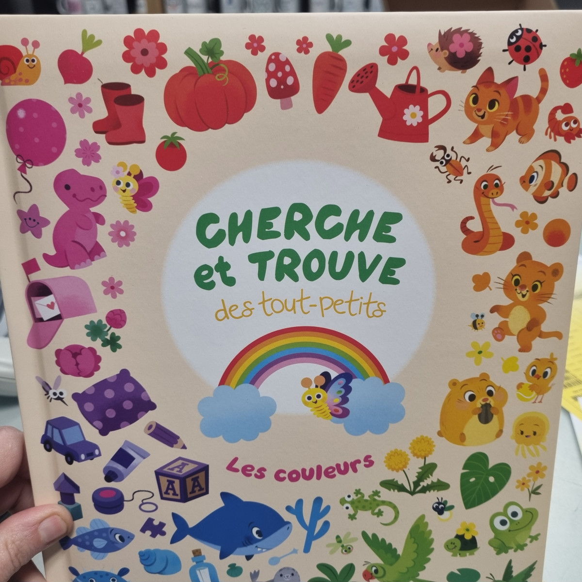 Les couleurs - Cherche et trouve des tout petits - photo 6