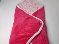 Couverture enveloppante fuhsia - photo 7