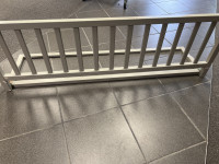 Barrière de lit en bois grise - photo 7