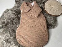 Petit sac de couchage beige ligné - photo 7