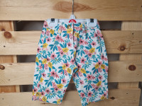 Pantalon 3/4 fleuri - photo 7