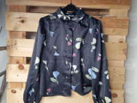 Blouse noire à motif coloré - photo 7