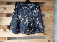 Jupe noir fleurie - photo 7