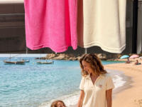 Robe en éponge fuhsia avec patch - Dame - photo 7